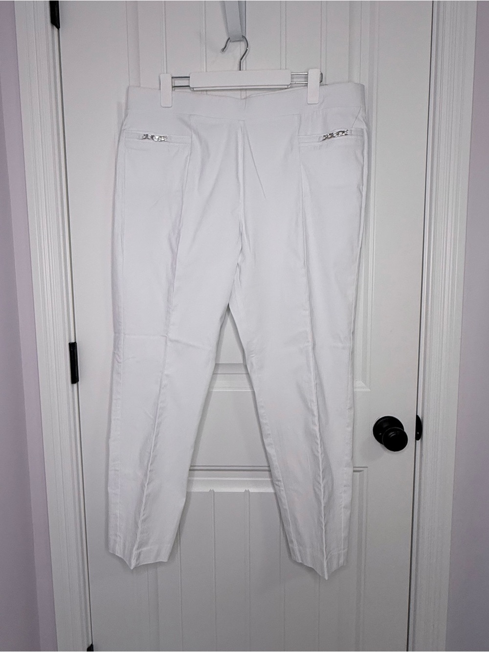 NWT Counterparts White Pull-On Chinos with Zip Pocket Trim - Luxe Stretch